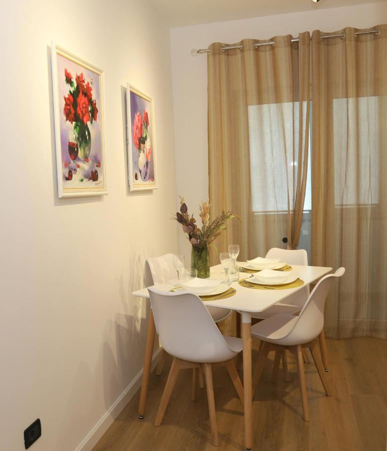 Mjolly Apartment Tirana Esterno foto